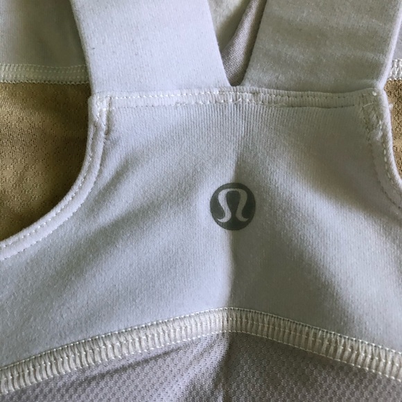 Lulu lemon yoga top - Picture 3 of 3